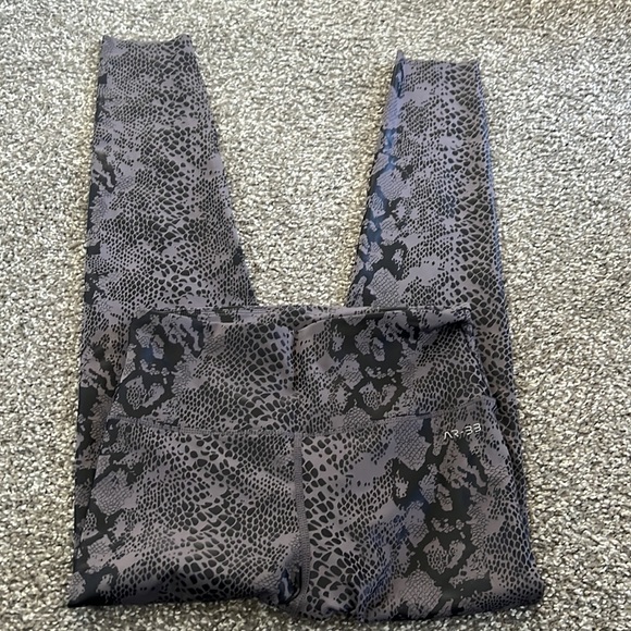 AR 33 leggings - Picture 3 of 4
